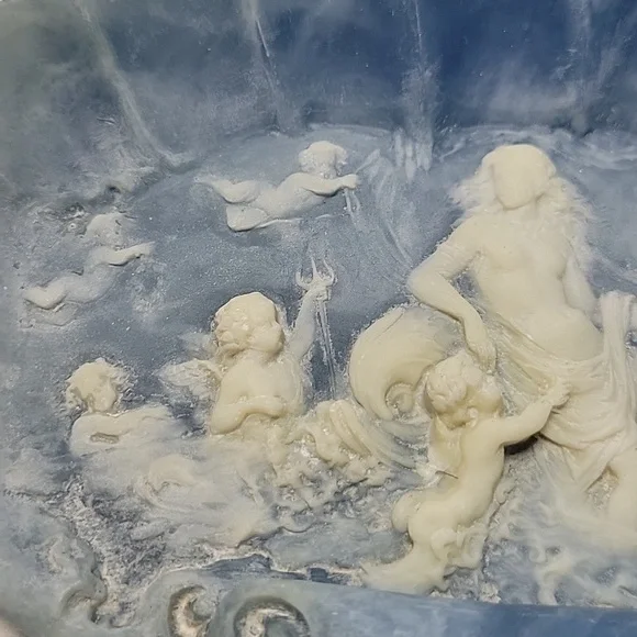 Vintage Blue Incolay Stone Soap Dish.. Venus And Cherubs On Shell - Picture 3 of 8